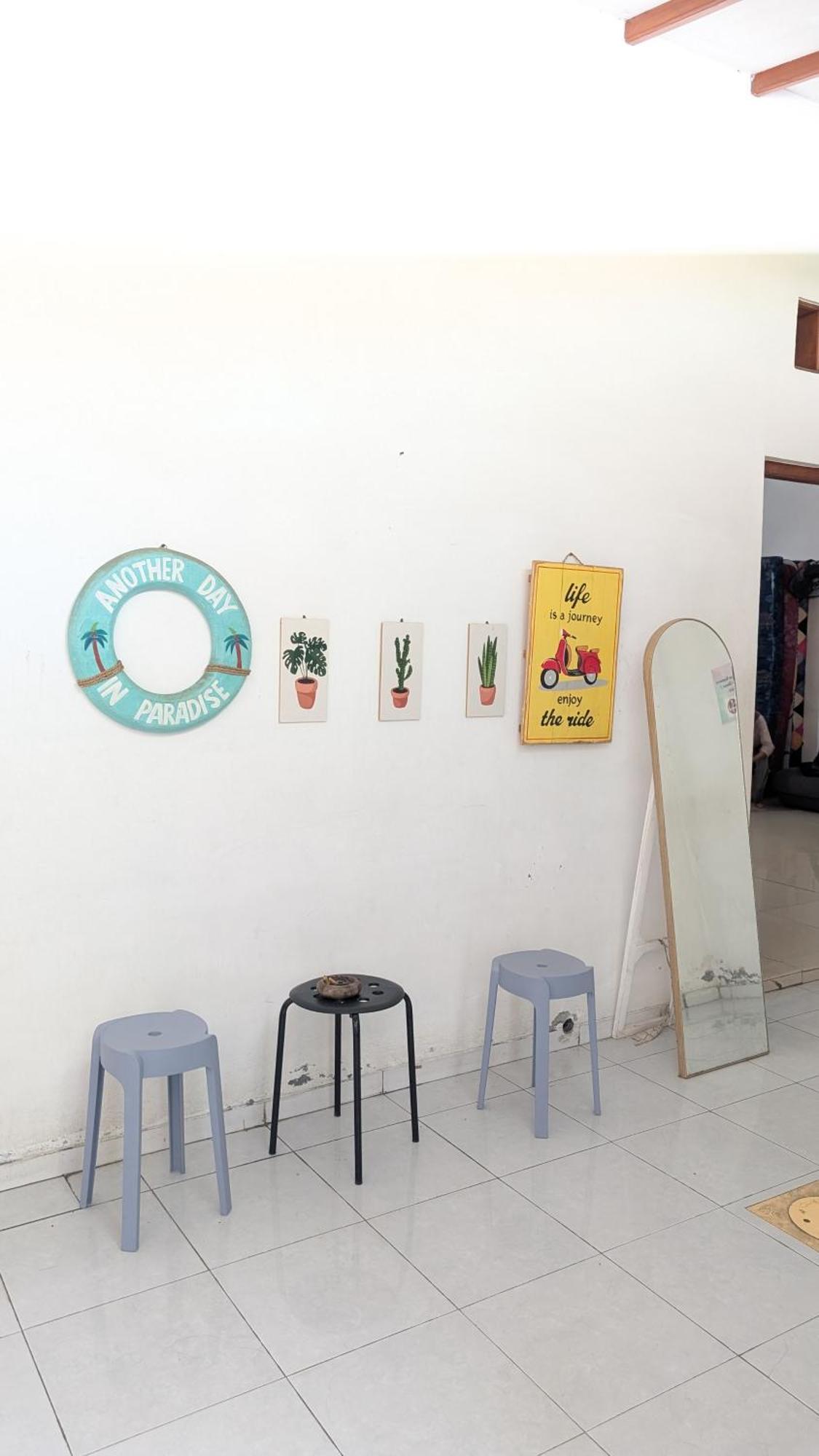 Homey Guesthouse Kertajaya 泗水 外观 照片